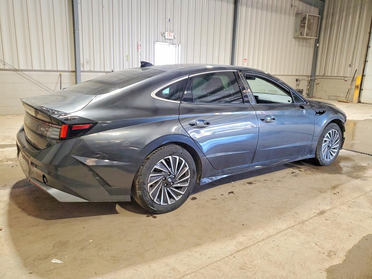 2024 Hyundai Sonata Hybrid Sel - Image 3