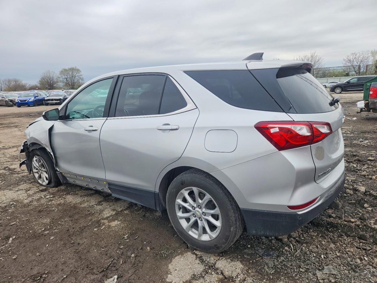 2021 Chevrolet Equinox Lt - Фото 2