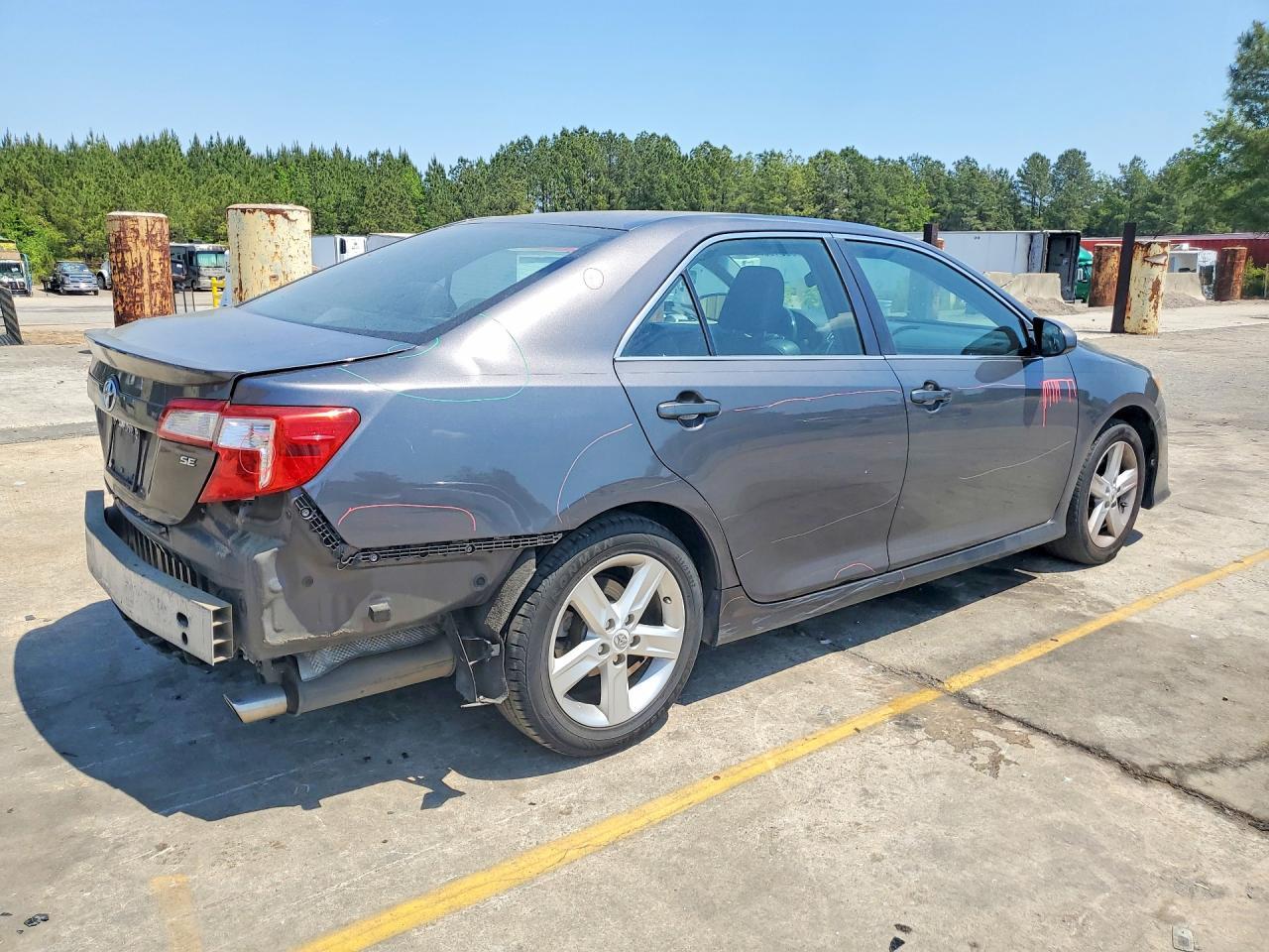 2013 Toyota Camry Se - Image 3