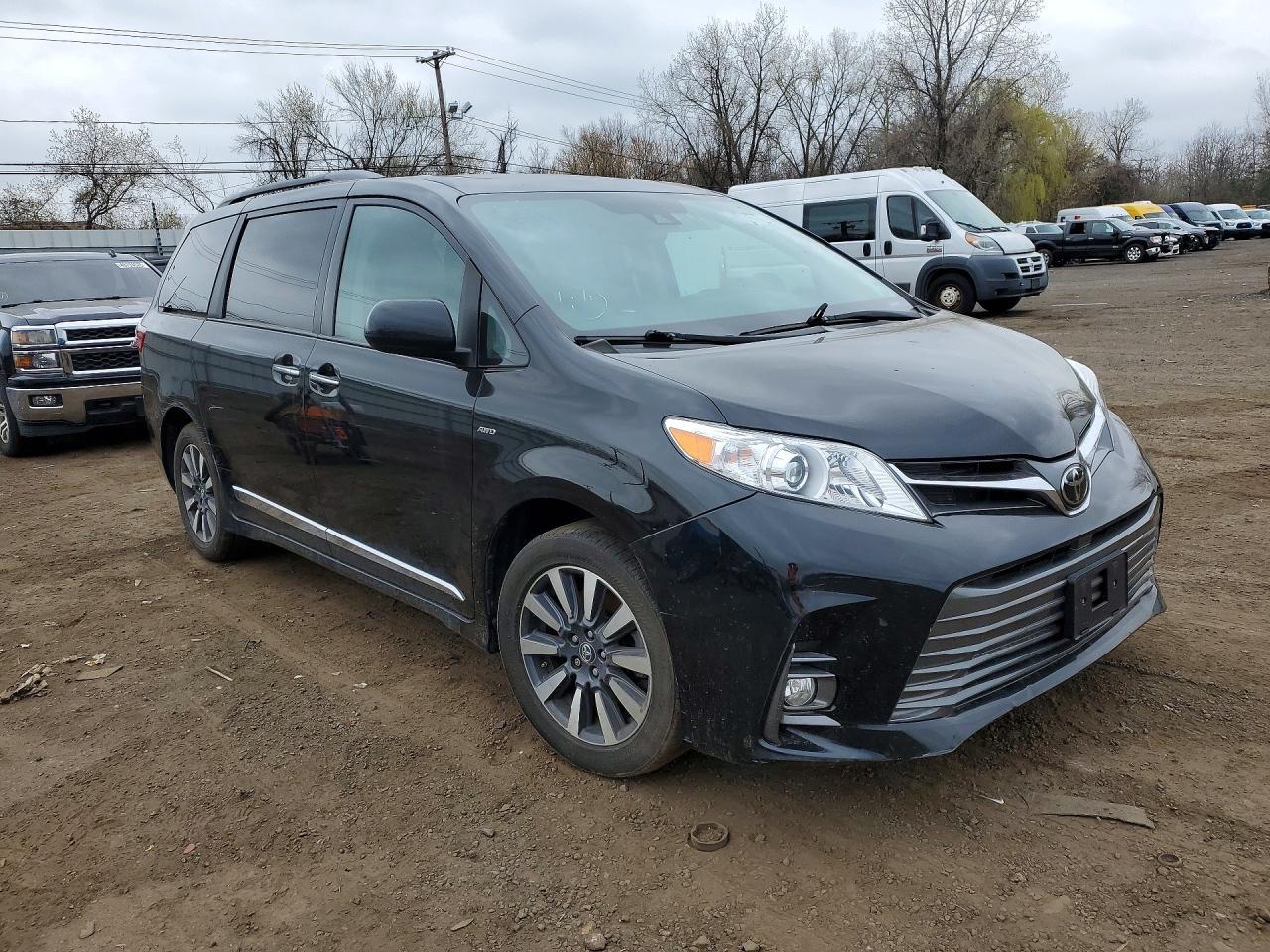 2020 Toyota Sienna Xle 7-Passenger - Image 4