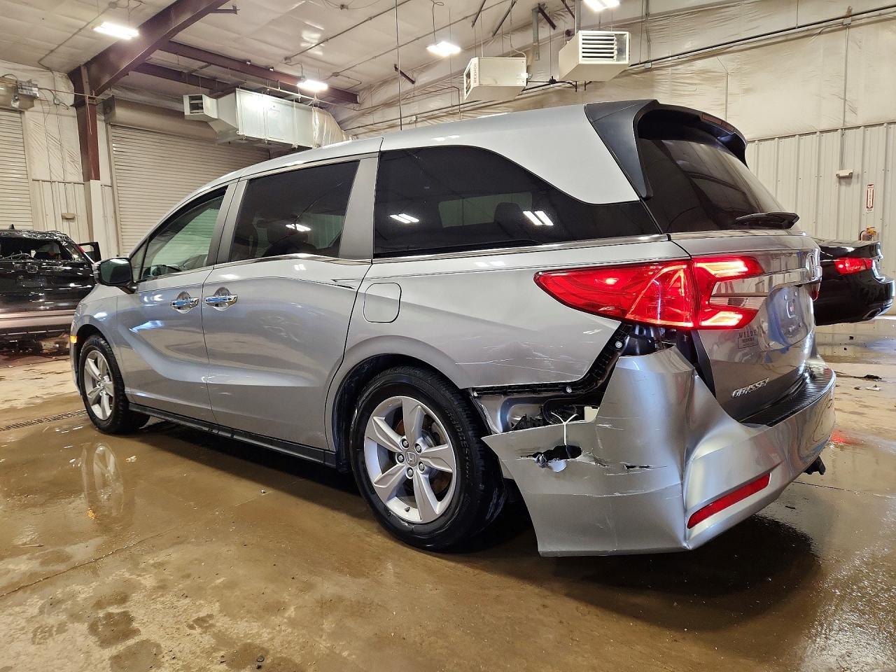 2020 Honda Odyssey Ex - Image 2
