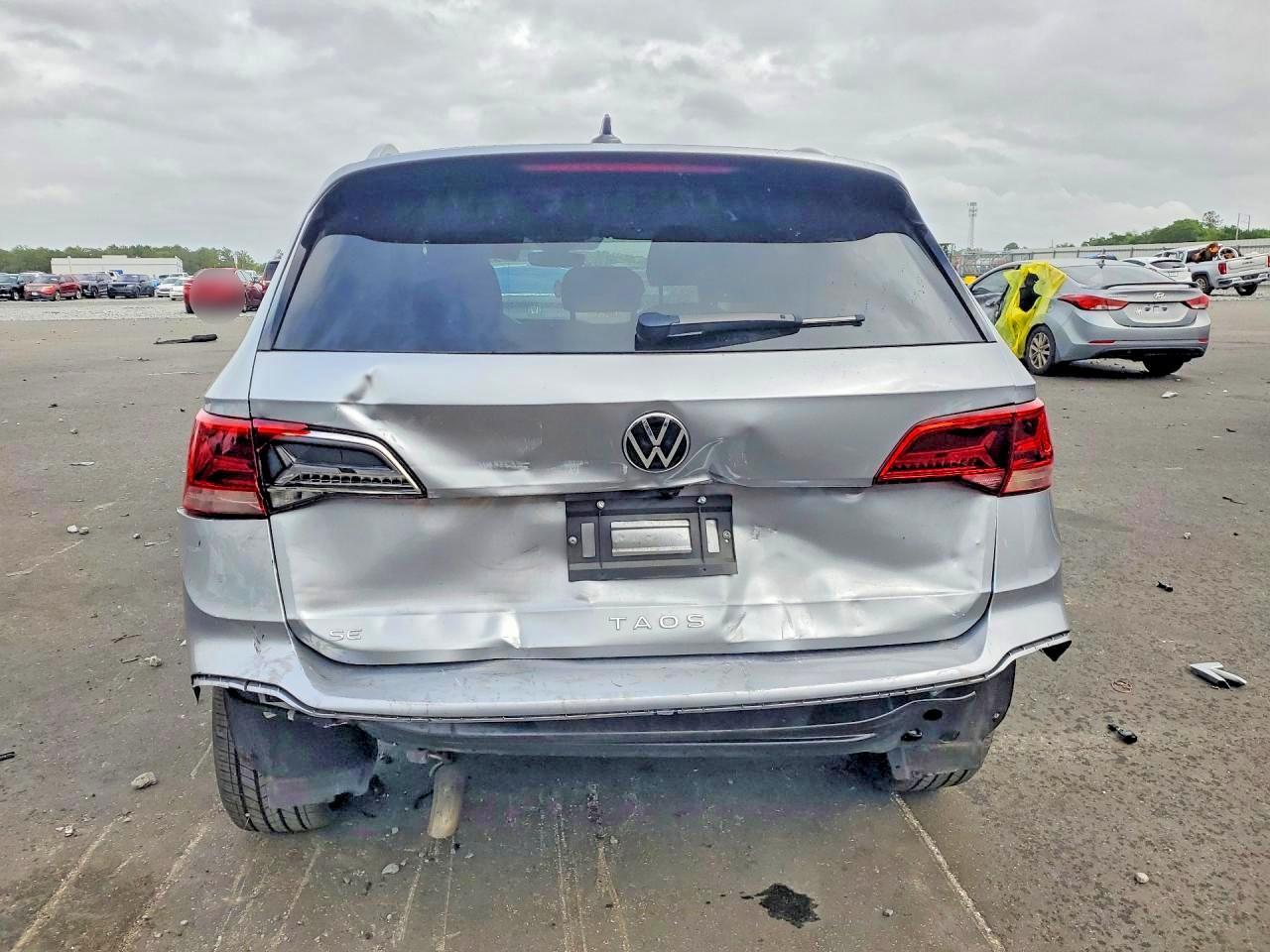 2024 Volkswagen Taos Se - Фото 6