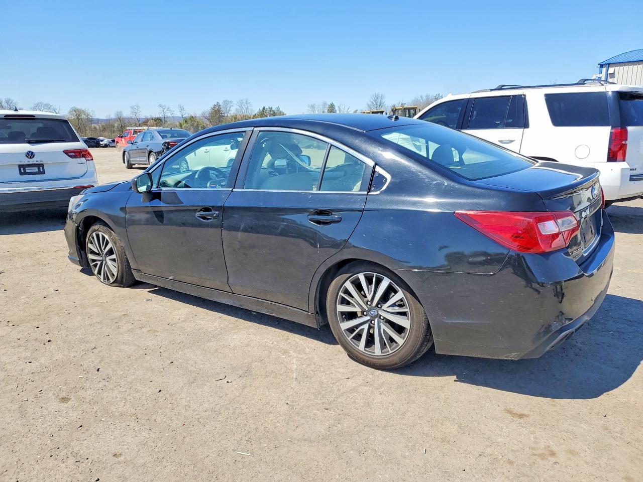 2019 Suba Legacy Premium - Фото 2