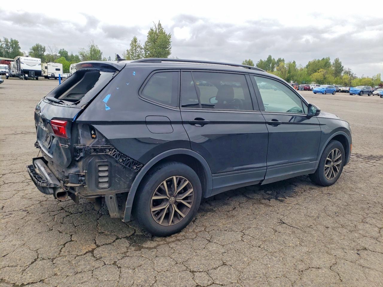 2021 Volkswagen Tiguan S - Фото 3