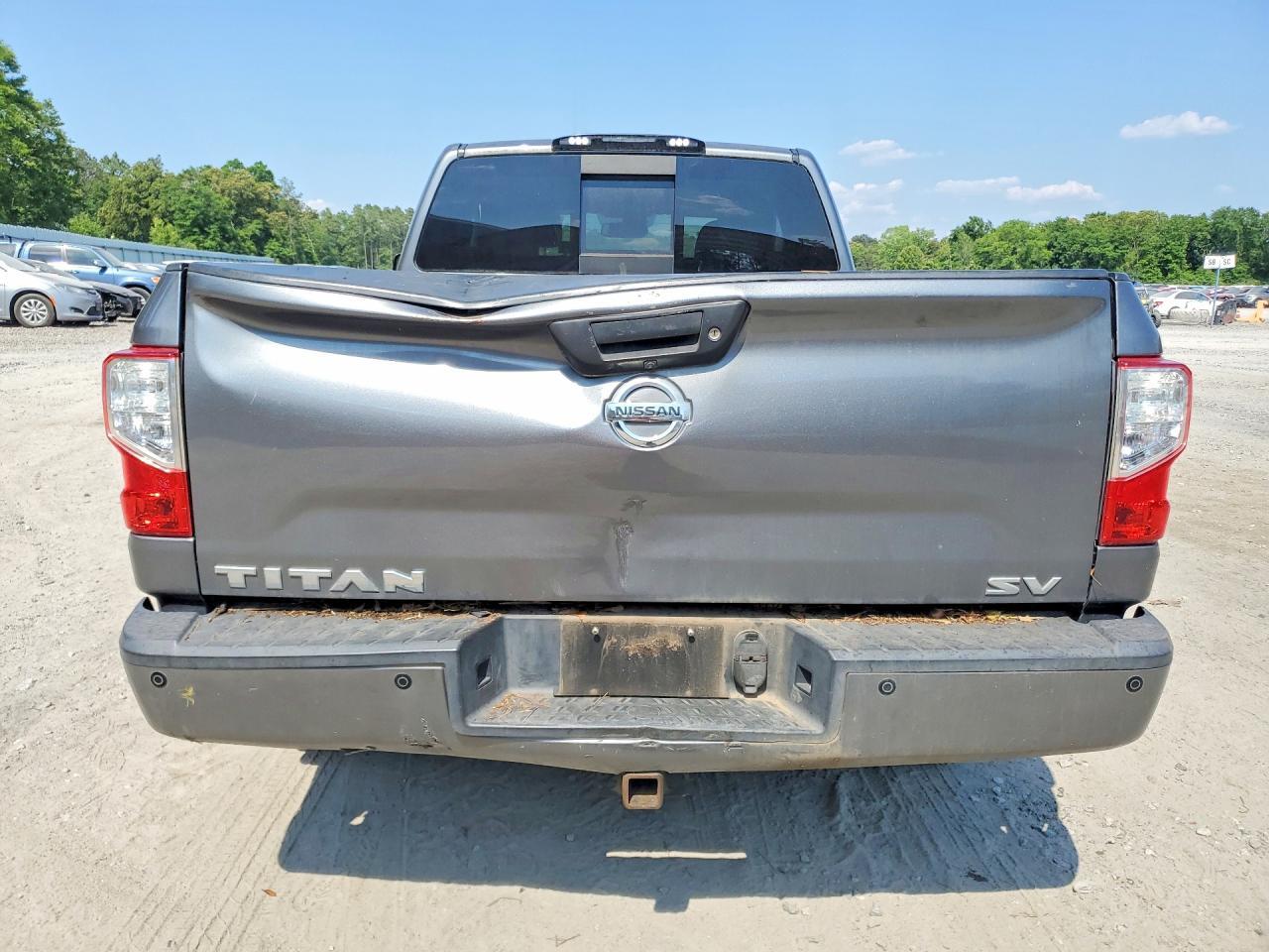 2017 Nissan Titan Sv - Фото 6