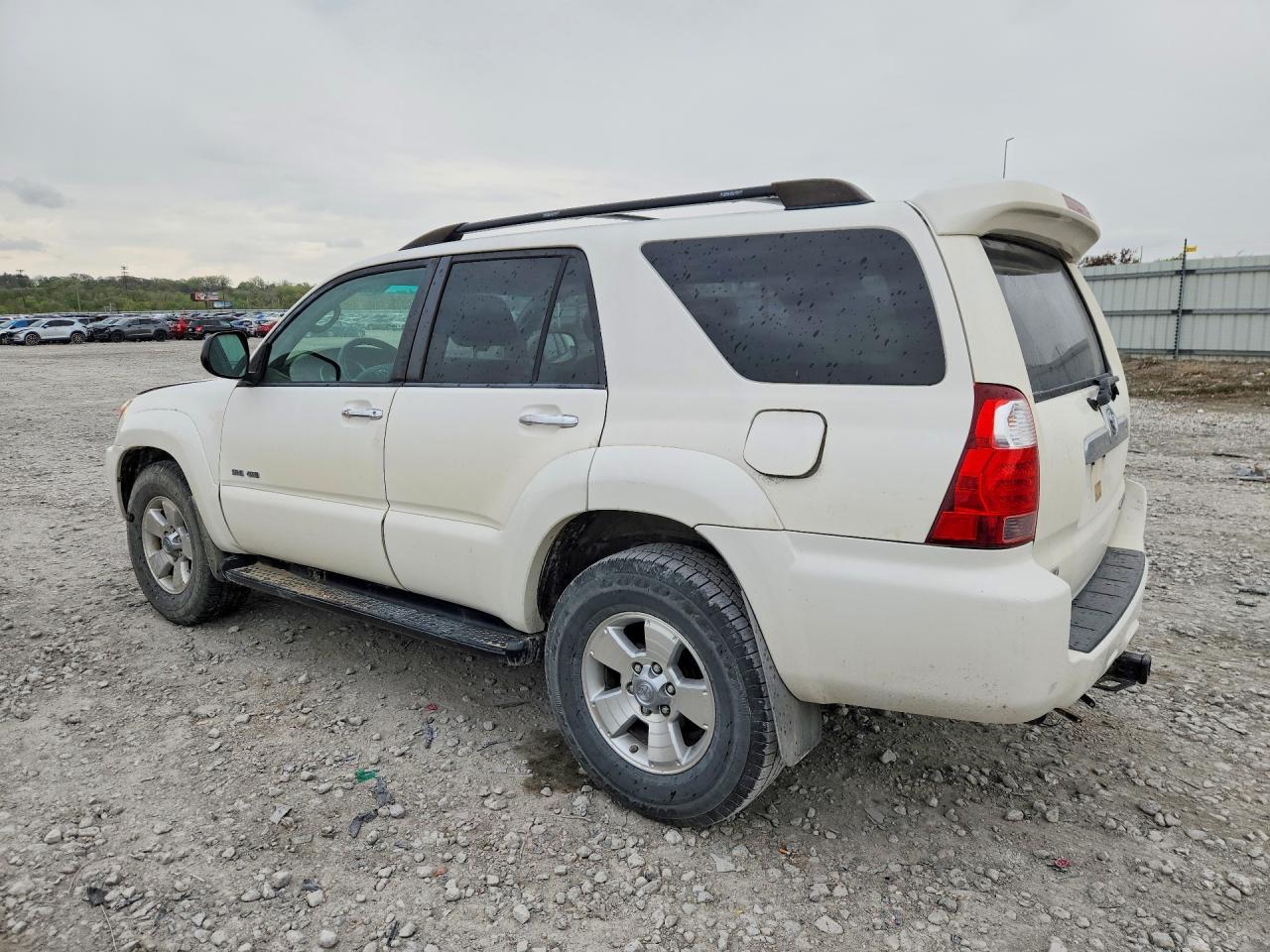 2007 Toyota 4Runner Sr5 - Image 2