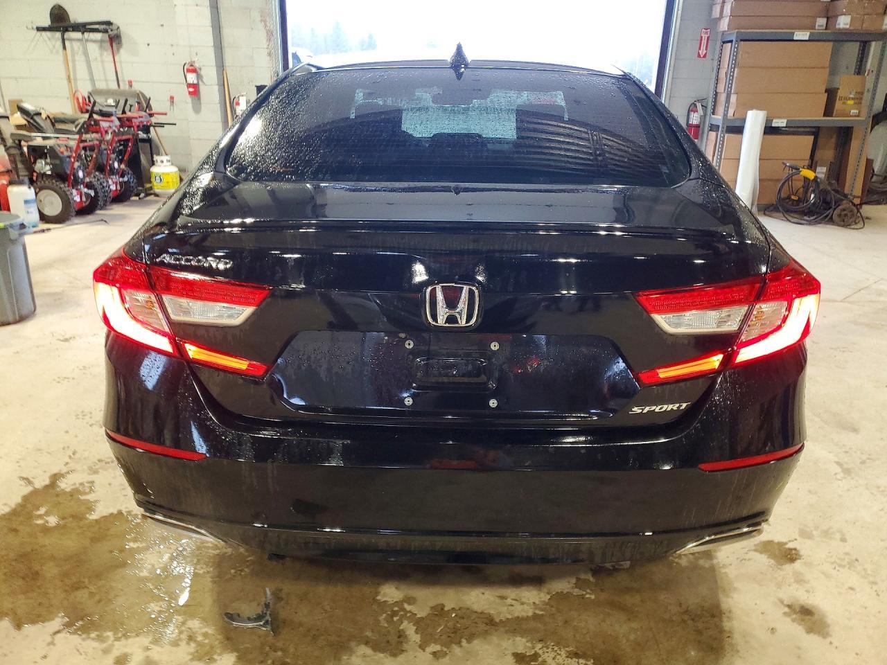 2018 Honda Accord Sport - Image 6