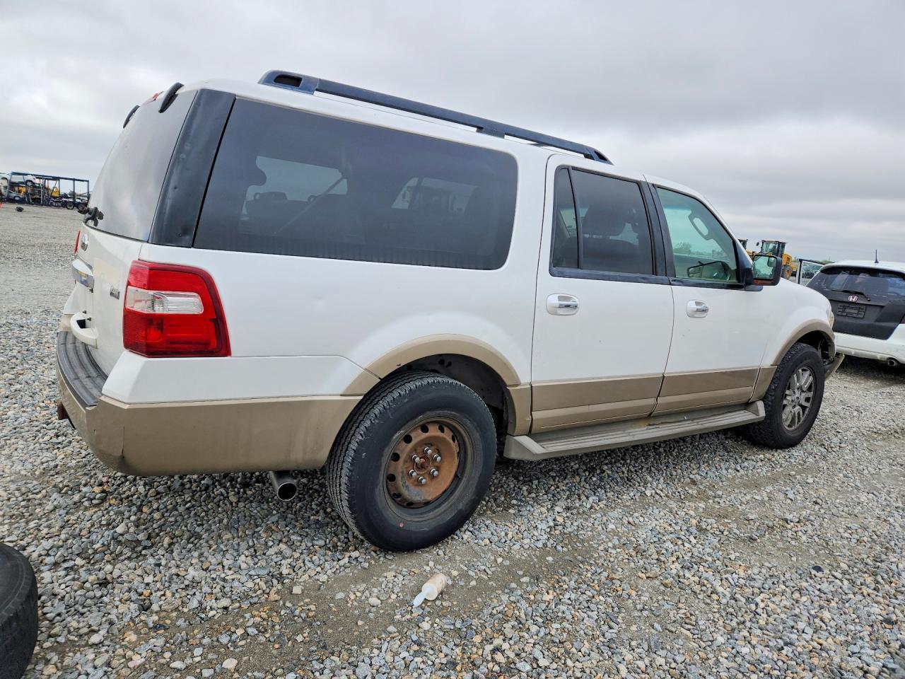2013 Ford Expedition El Xlt - Фото 3