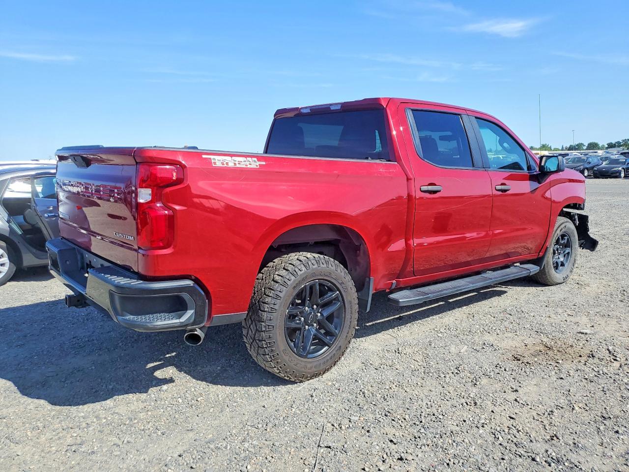 2020 Chevrolet Silverado K1500 Trail Boss Custom - Image 3