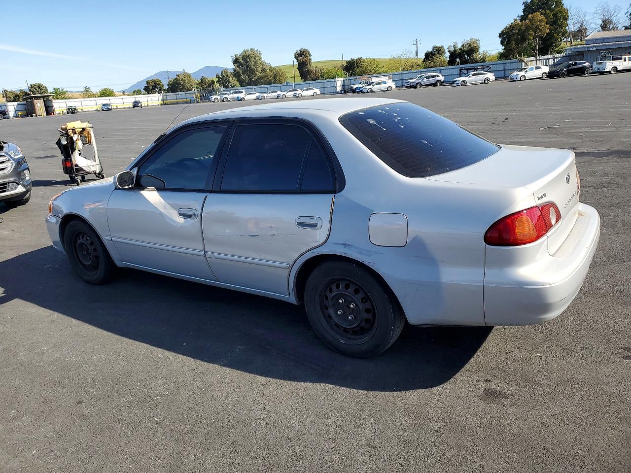 2002 Toyota Corolla Le - Image 2