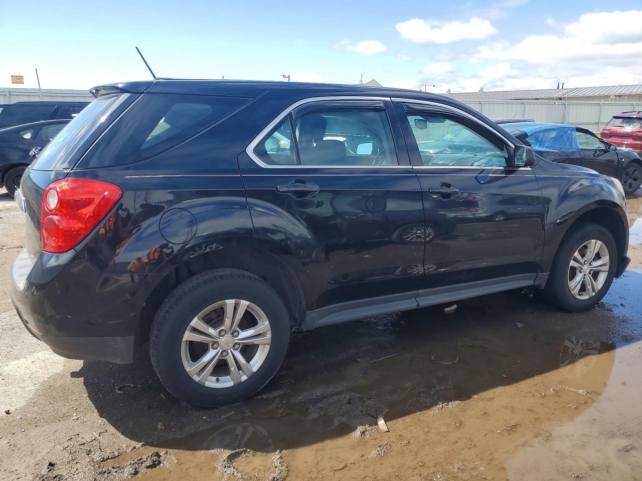 2015 Chevrolet Equinox Ls - Image 3