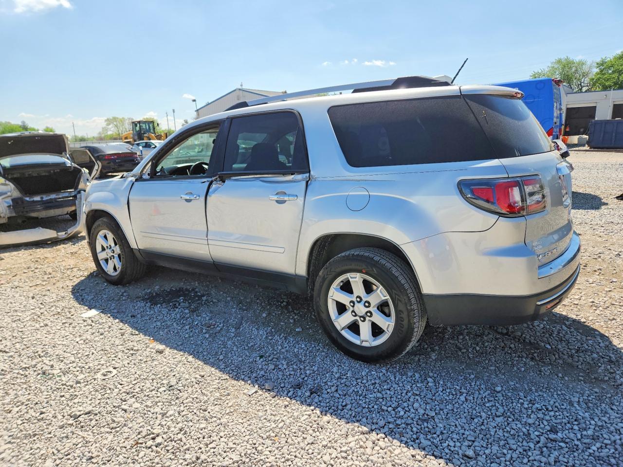 2015 GMC Acadia Sle - Image 2