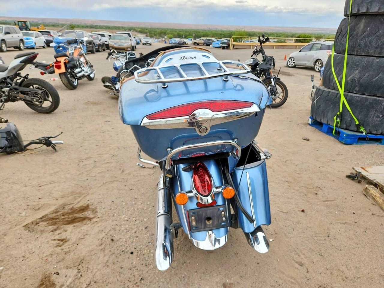 2016 Indian Roadmaster - Фото 4