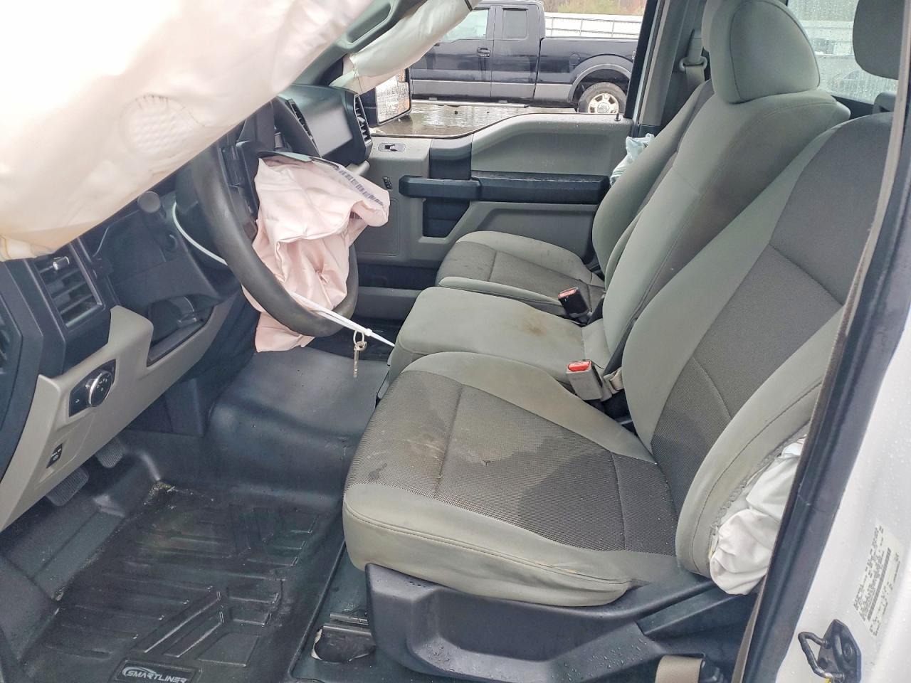 2016 Ford F150 - Image 7