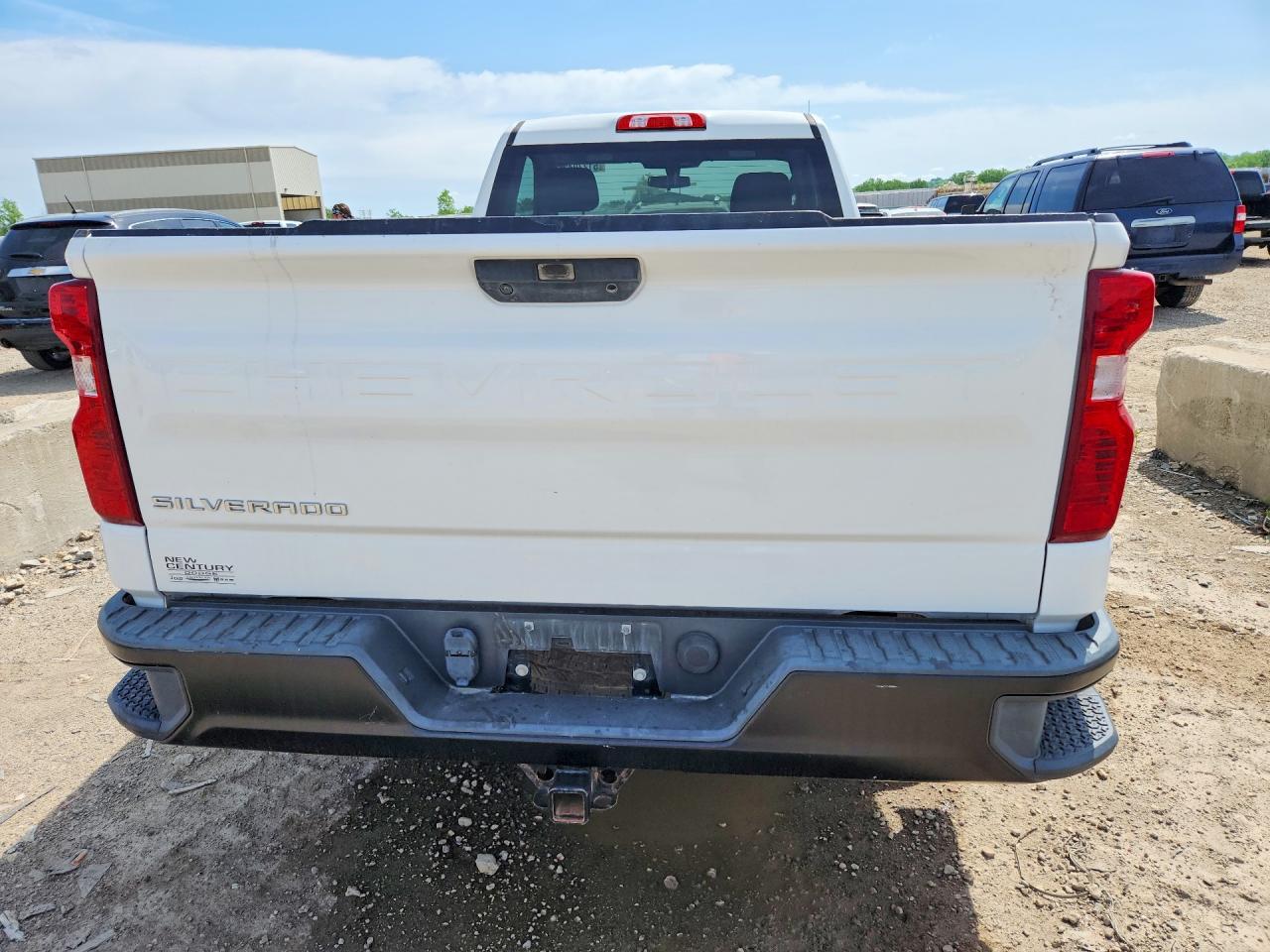 2019 Chevrolet Silverado C1500 - Image 6