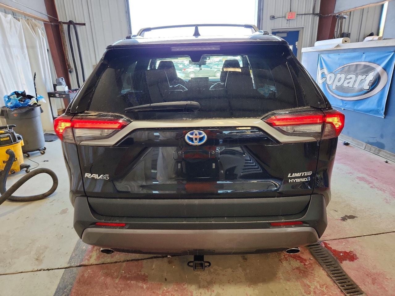 2021 Toyota Rav4 Limited - Фото 6