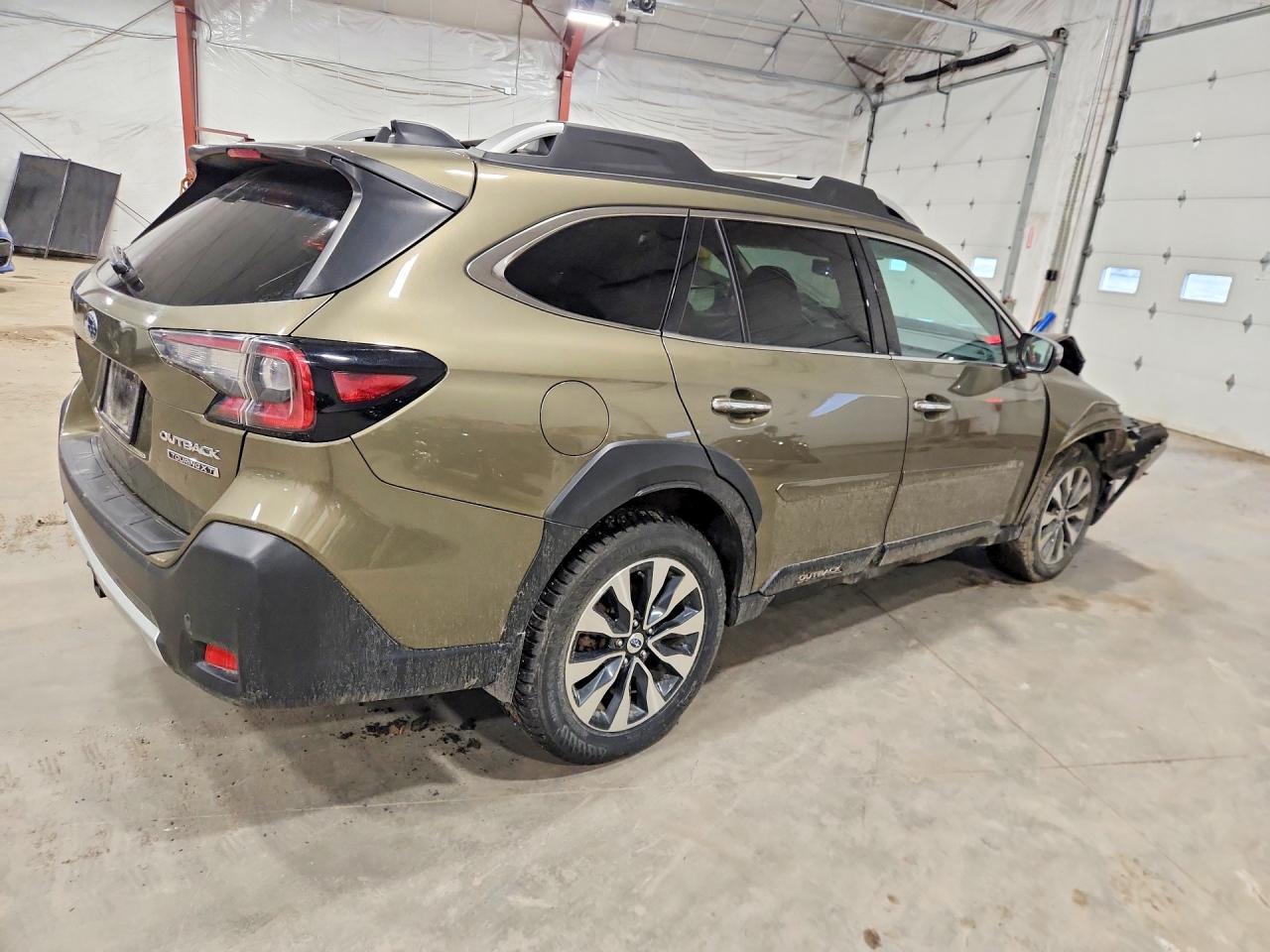 2025 Subaru Outback Touring - Фото 3