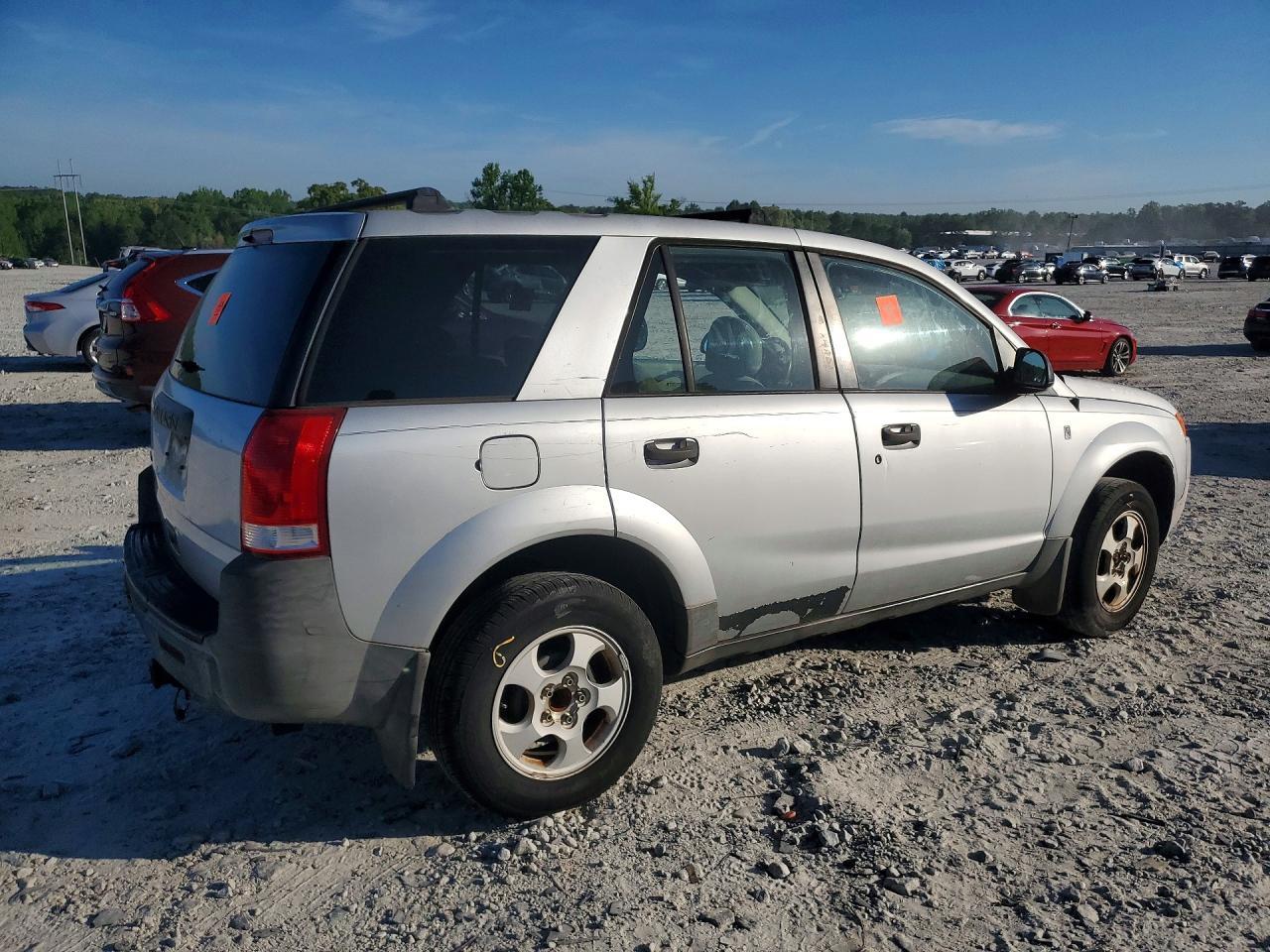 2003 Saturn Vue - Image 3