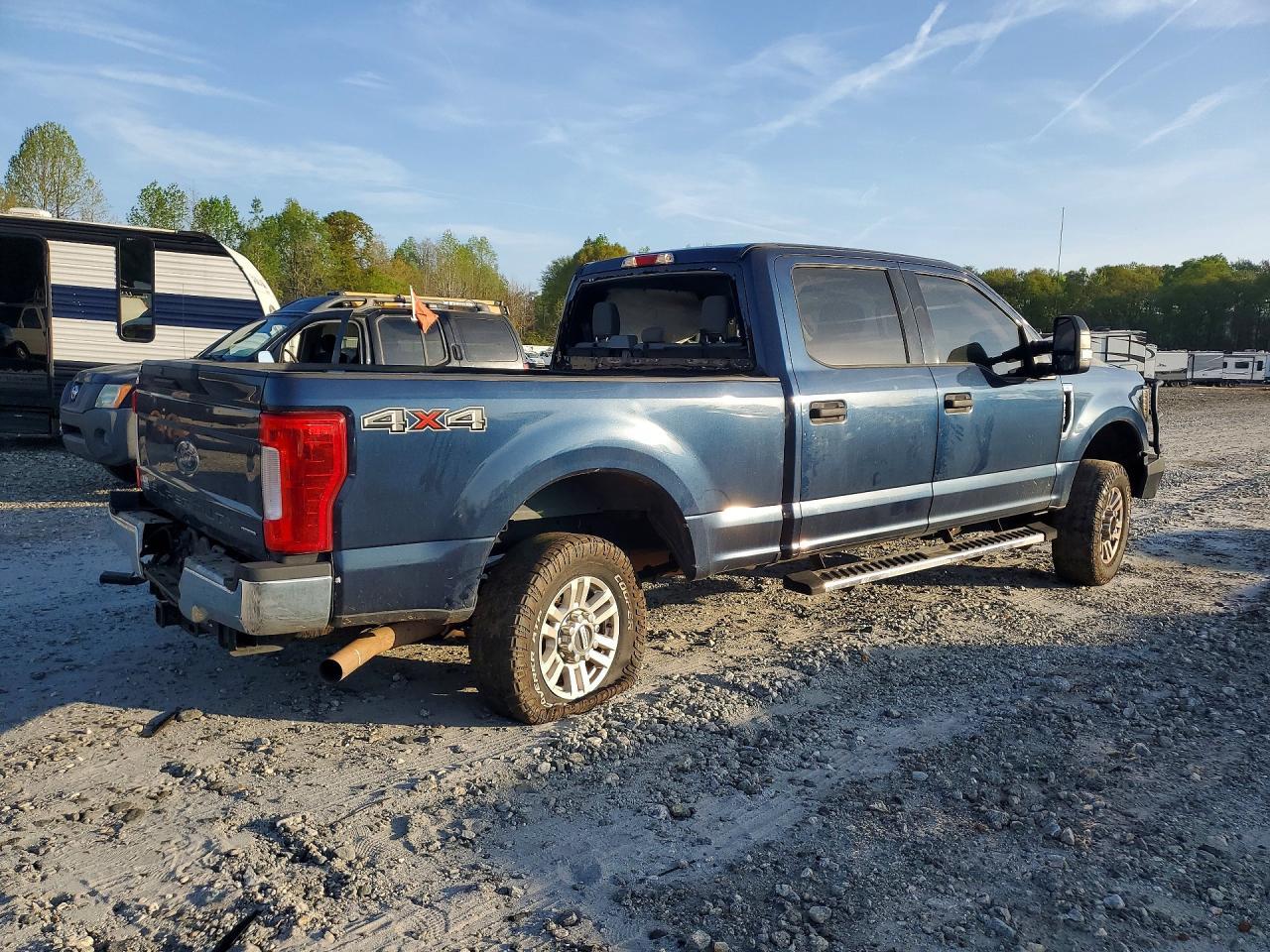 2018 Ford F250 Super Duty - Фото 5