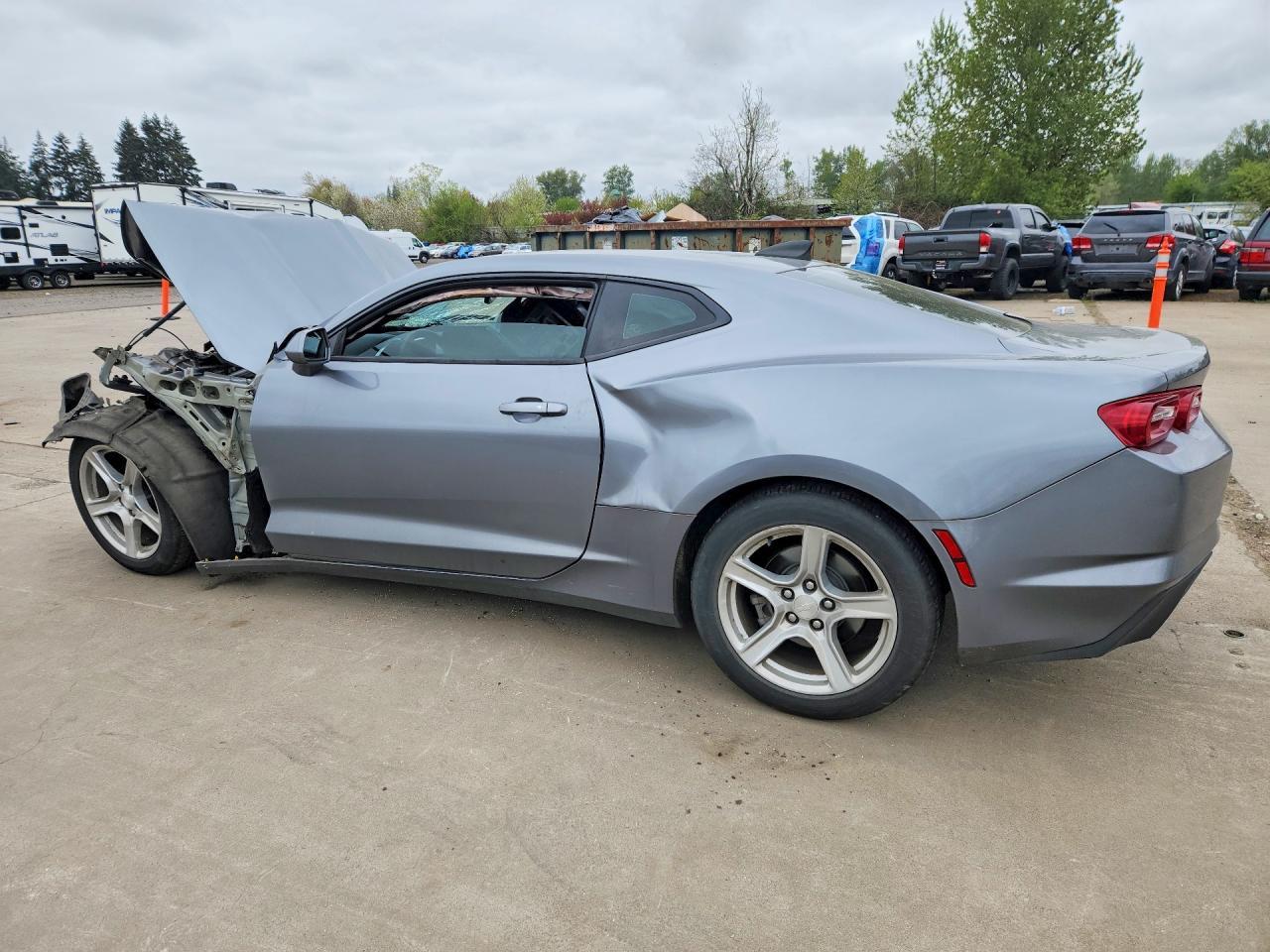 2020 Chevrolet Camaro Ls - Фото 2