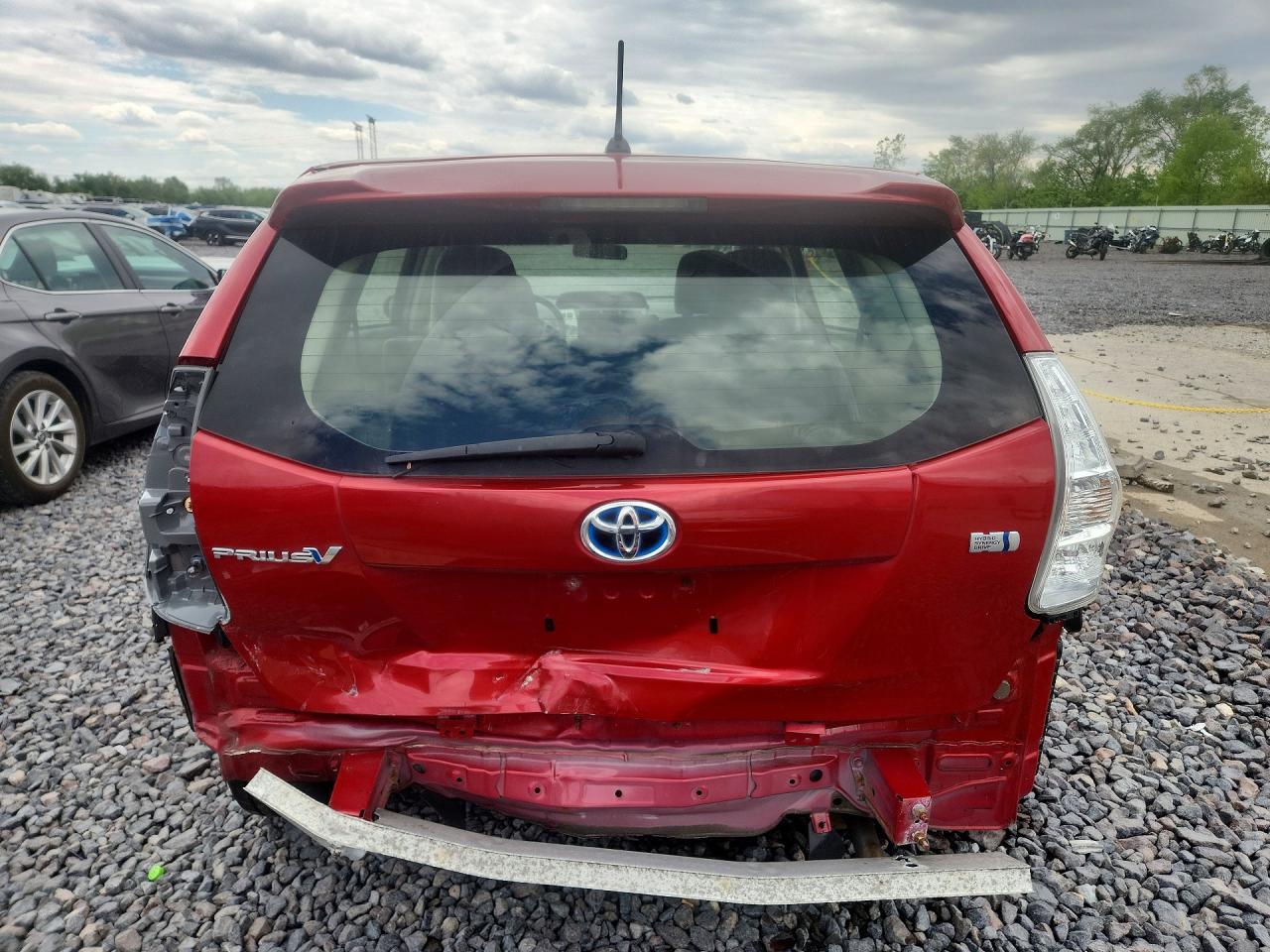 2012 Toyota Prius V Two - Image 6