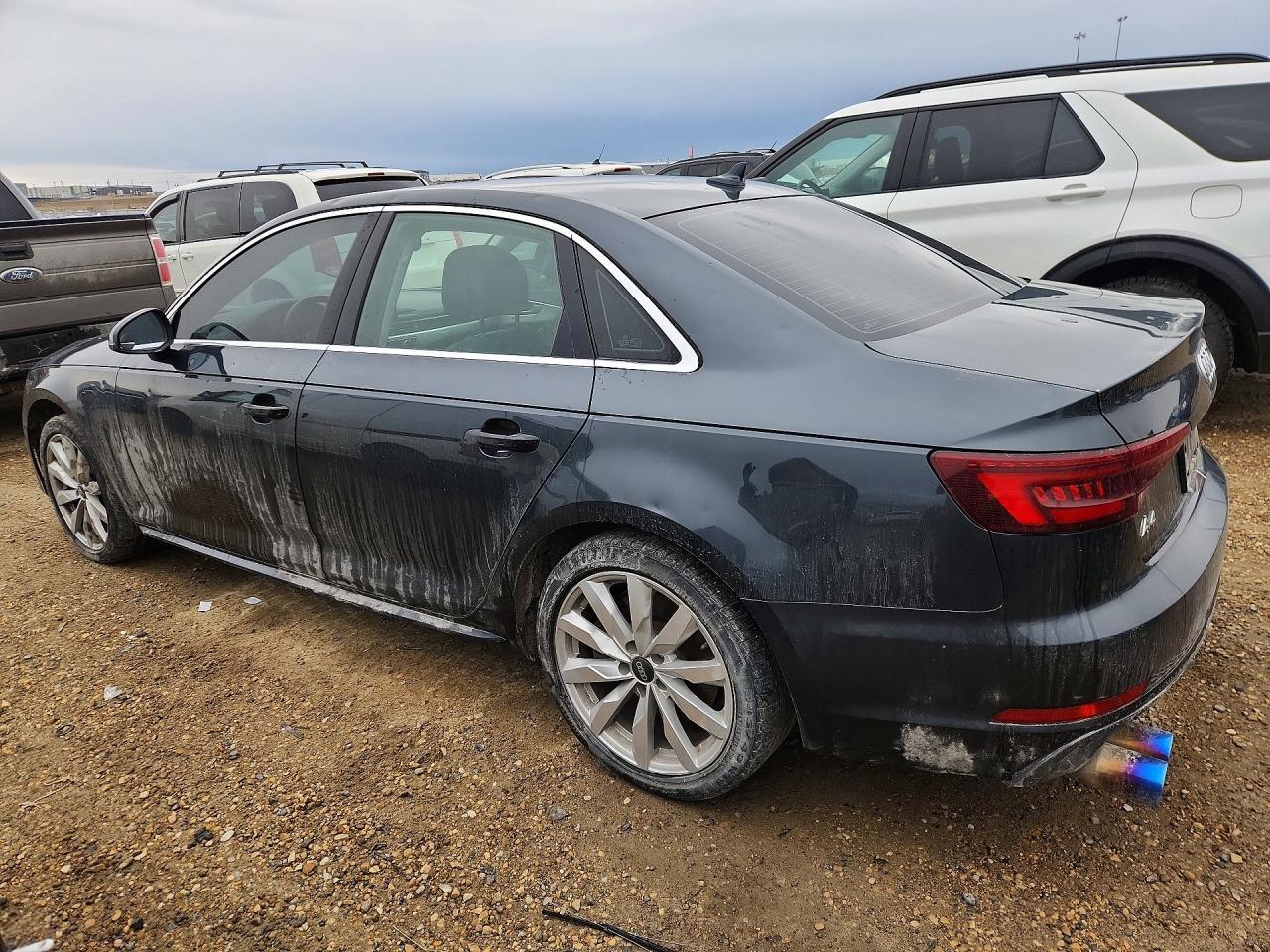 2018 Audi A4 Komfort - Фото 2