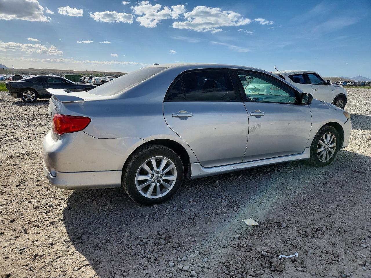 2009 Toyota Corolla S - Image 3