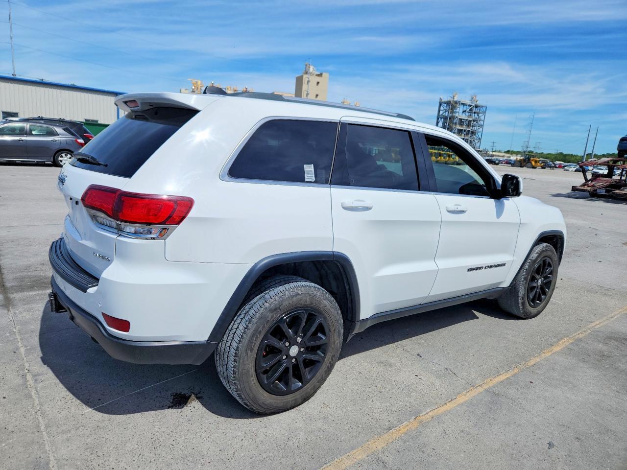 2021 Jeep Grand Cherokee Laredo - Фото 3