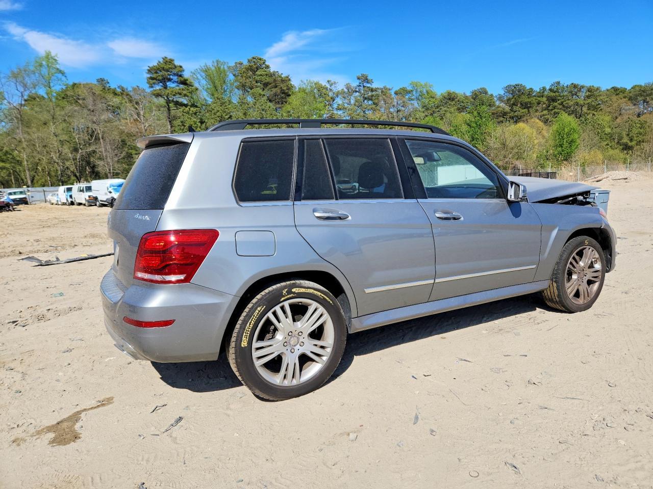 2015 Mercedes-Benz Glk 350 4Matic - Image 3