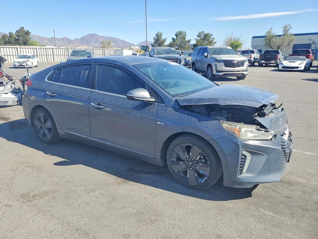 2017 Hyundai Ioniq Limited - Фото 4