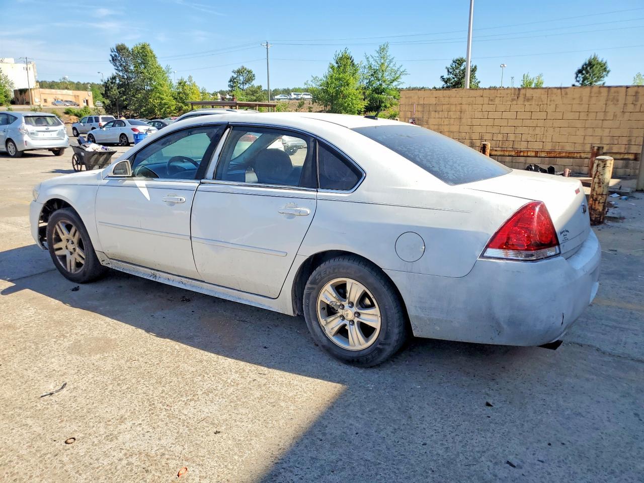 2015 Chevrolet Impala Limited Lt - Фото 2