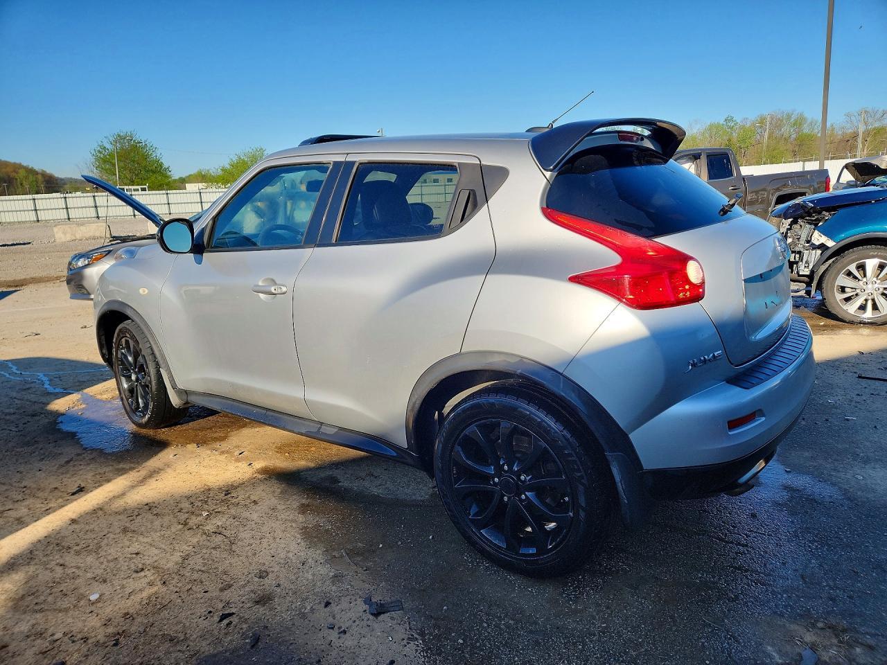 2013 Nissan Juke S - Фото 2