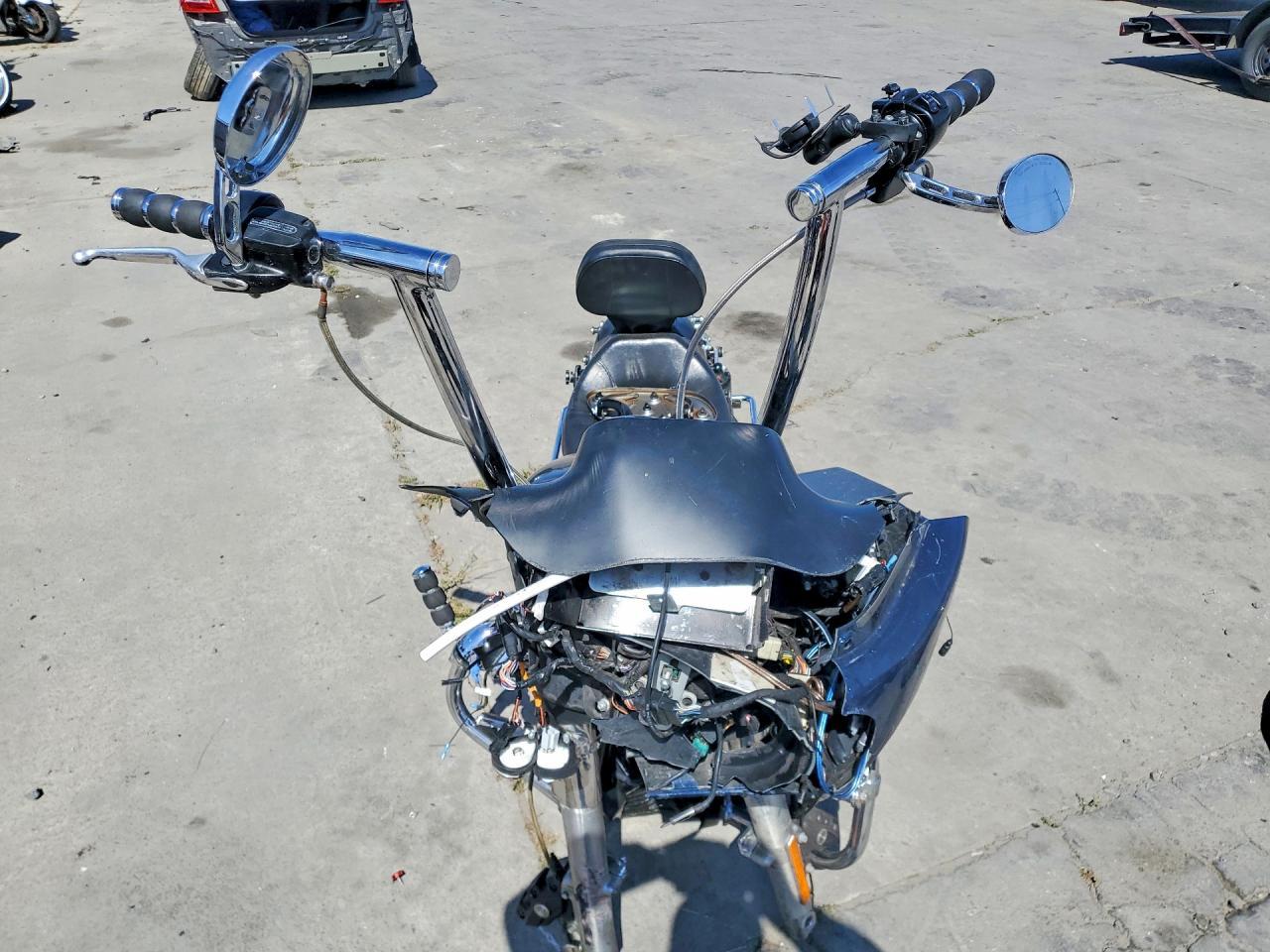 2013 Harley-Davidson Fltrx Road Glide Custom - Image 2