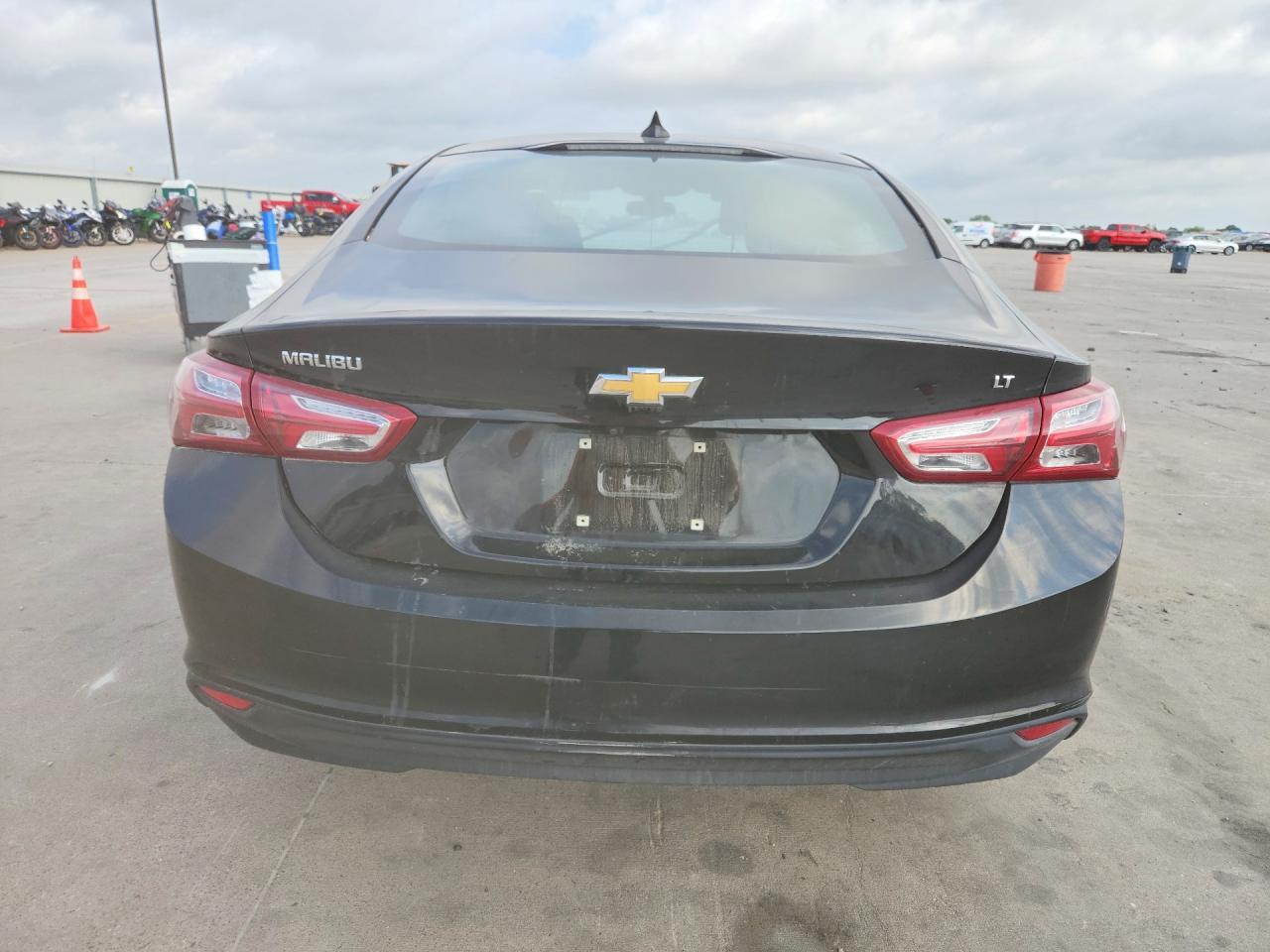 2022 Chevrolet Malibu Lt - Фото 6