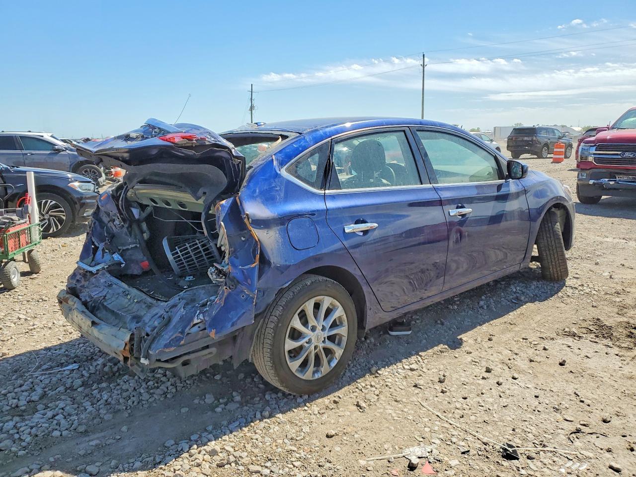 2018 Nissan Sentra Sv - Фото 3