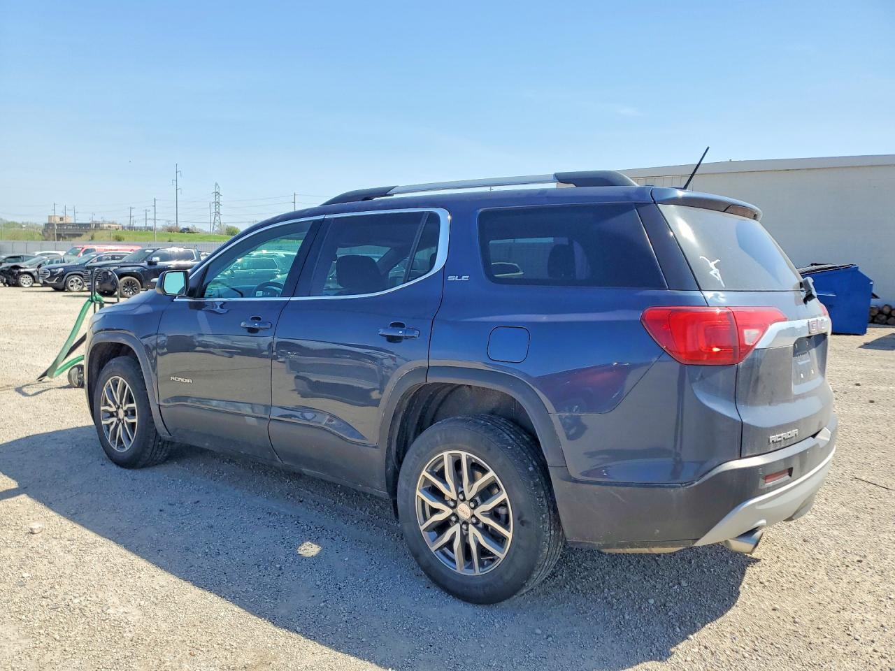 2019 GMC Acadia Sle - Image 2