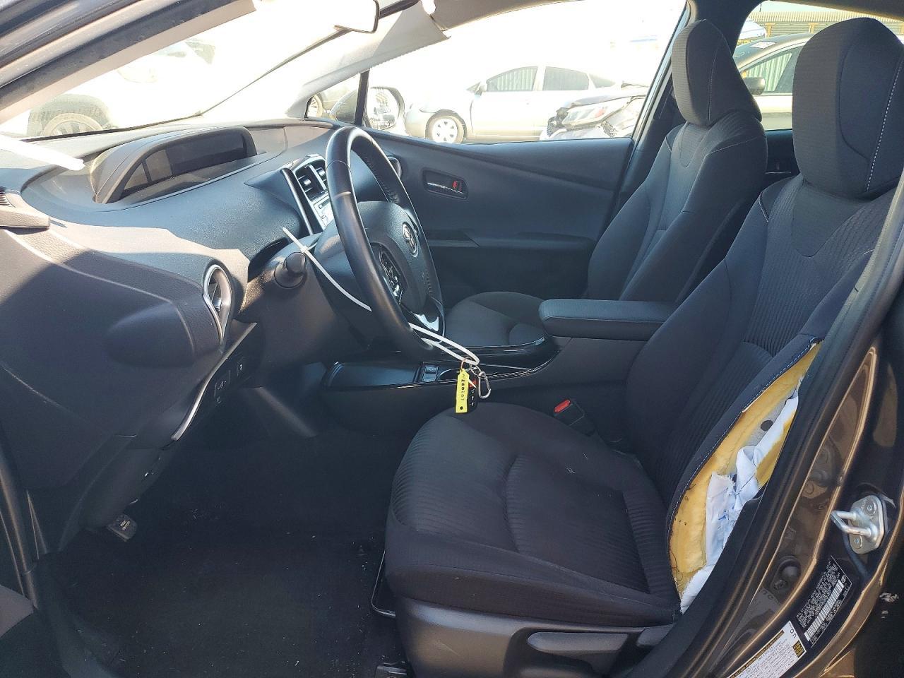 2022 Toyota Prius Prime Le - Фото 7