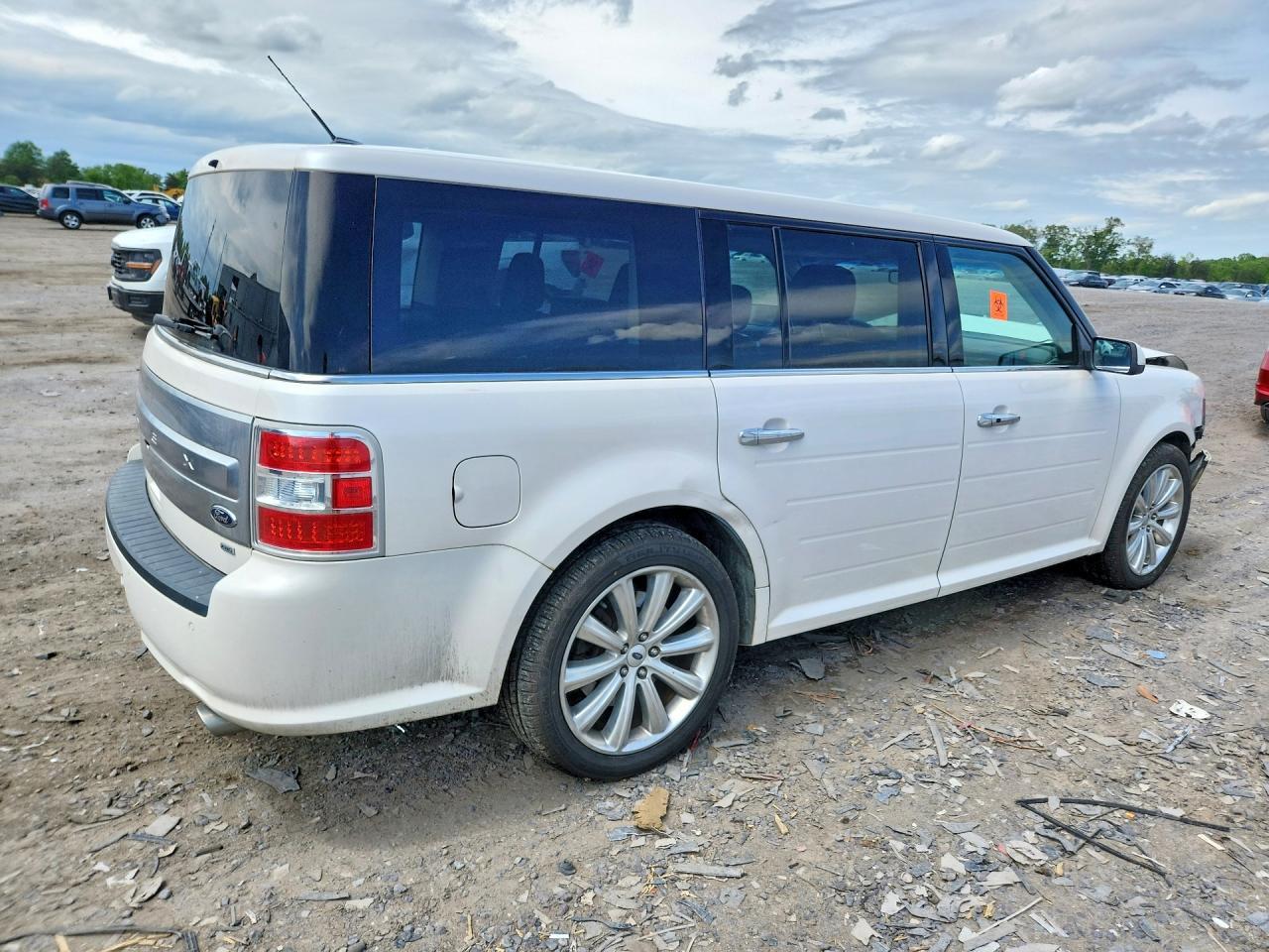 2019 Ford Flex Limited - Image 3