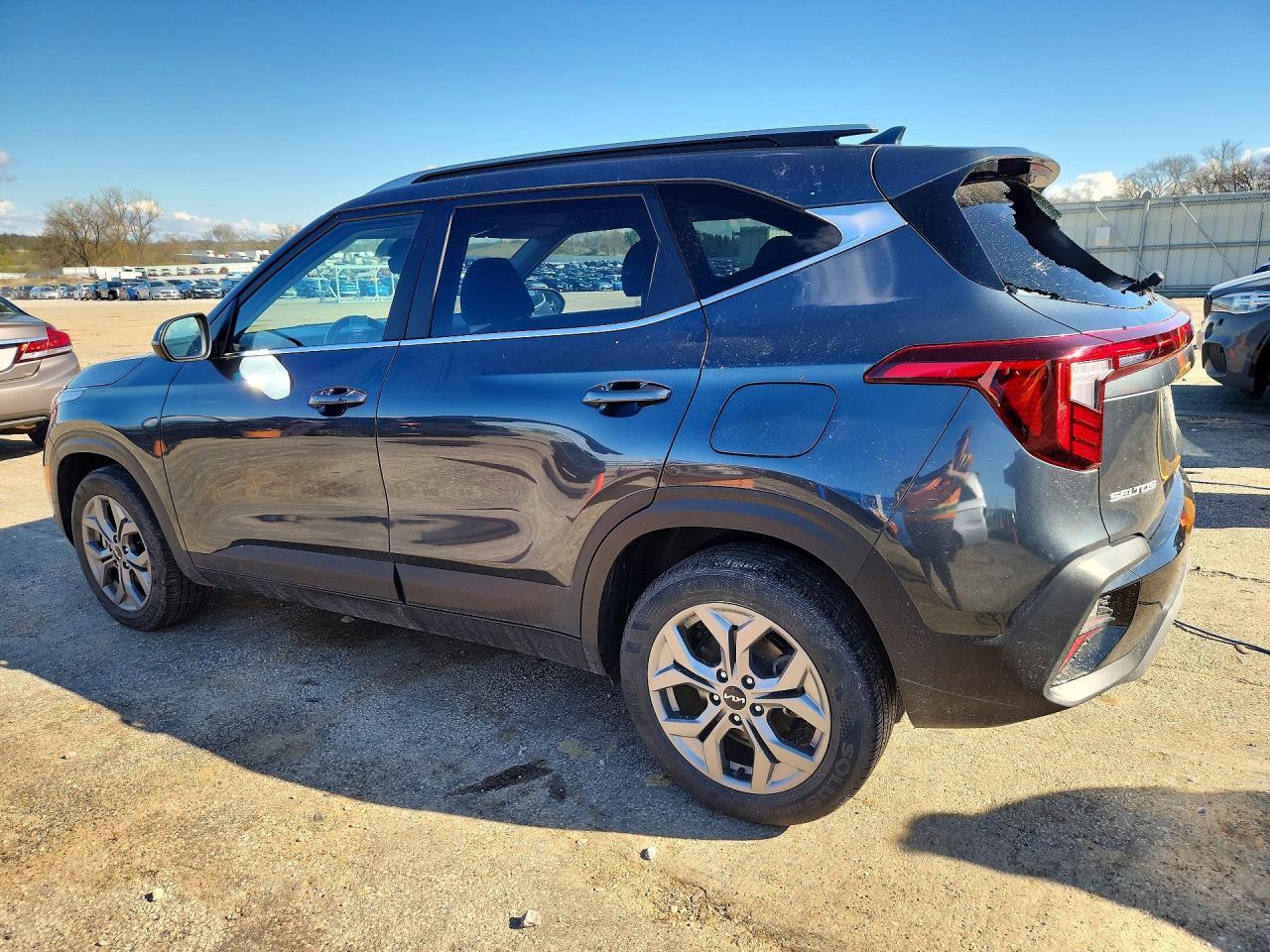 2024 Kia Seltos S - Image 2