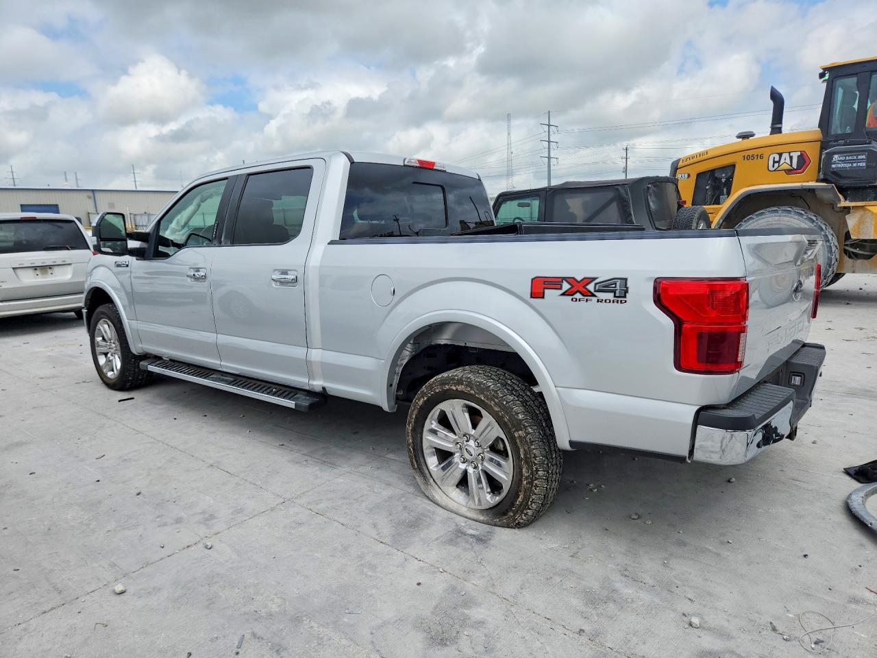 2018 Ford F150 Supercrew - Фото 2