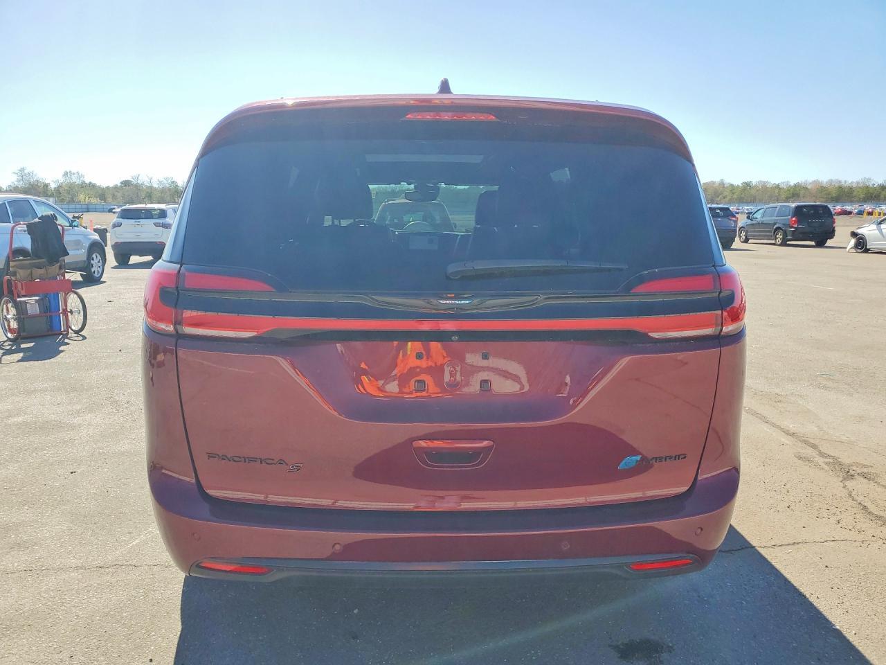 2021 Chrysler Pacifica Hybrid Limited - Фото 6