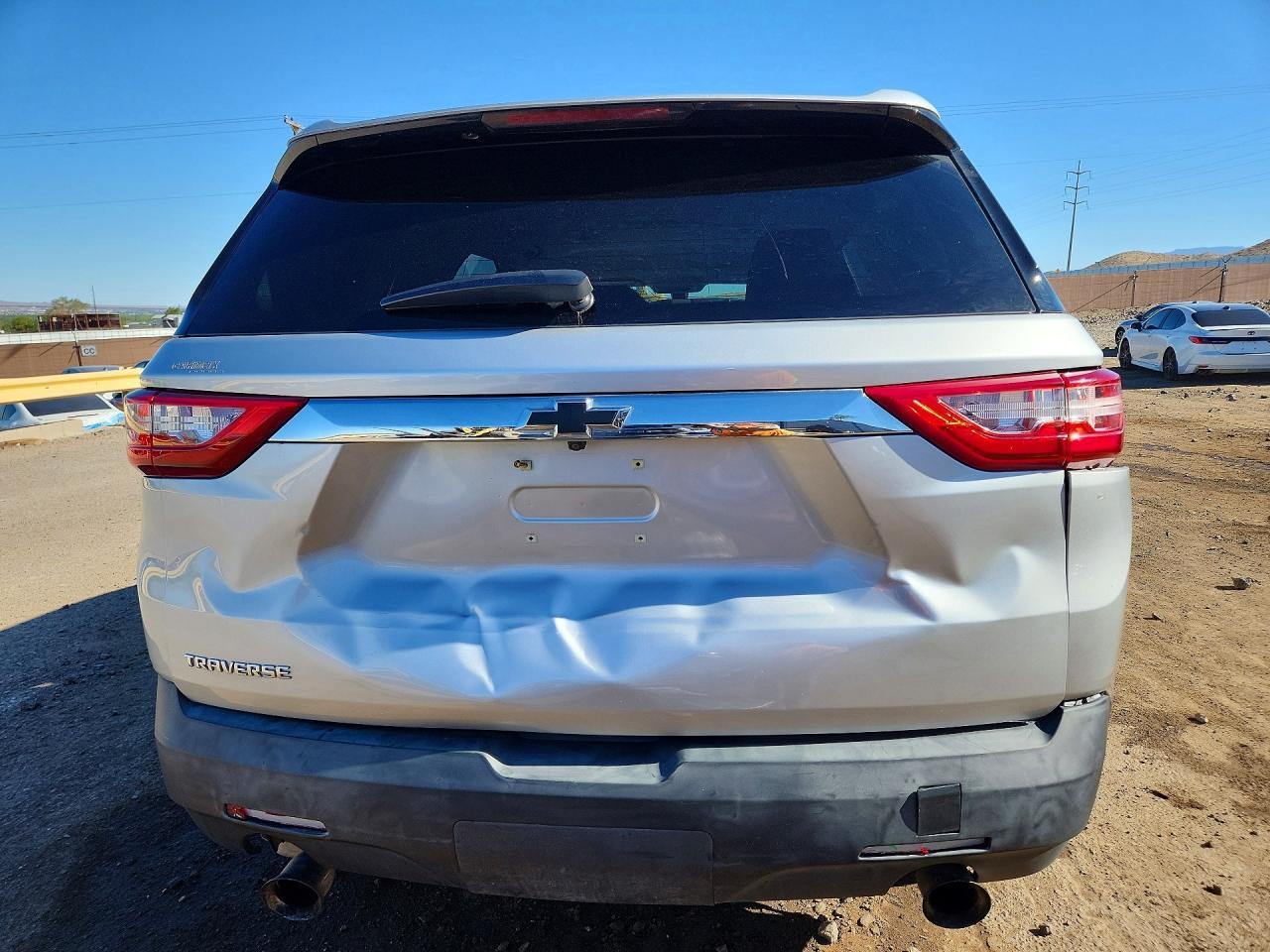 2019 Chevrolet Traverse Ls - Фото 6