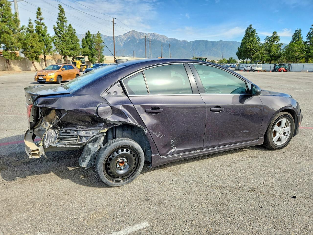2016 Chevrolet Cruze Limited Lt - Image 3