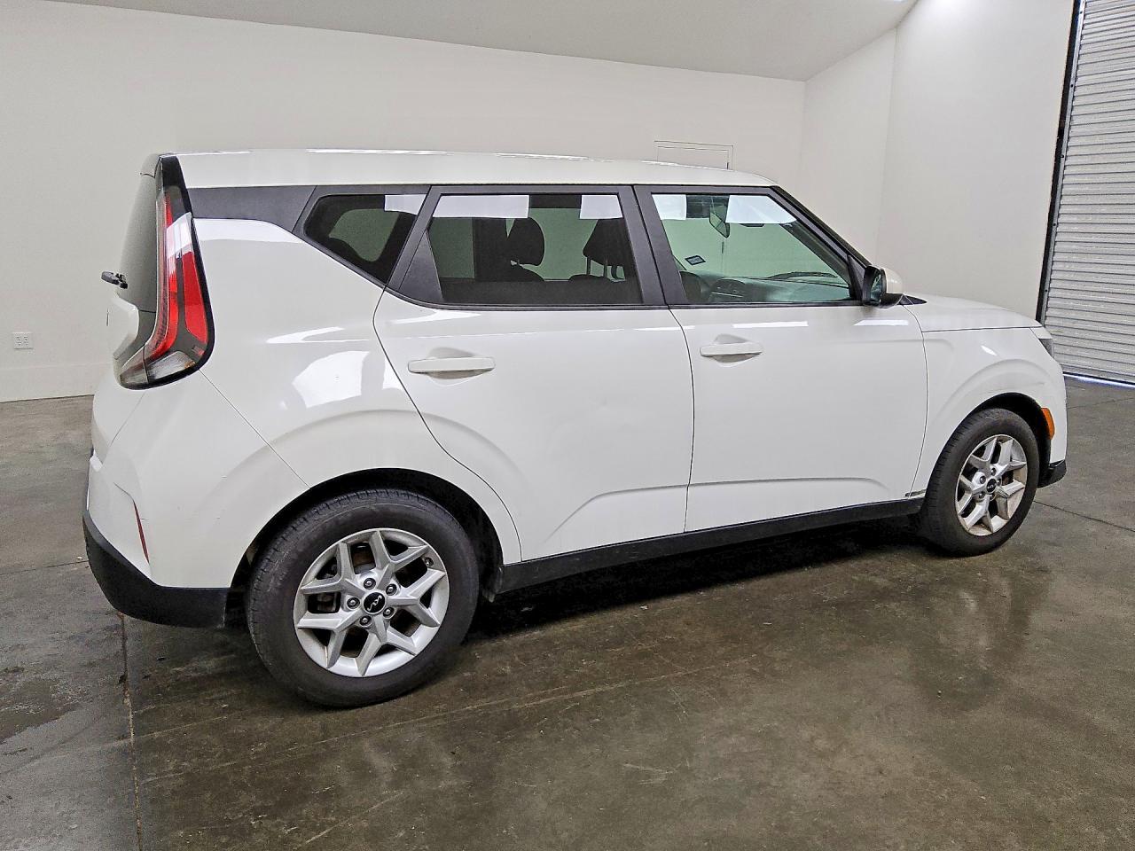 2023 Kia Soul Lx - Фото 3