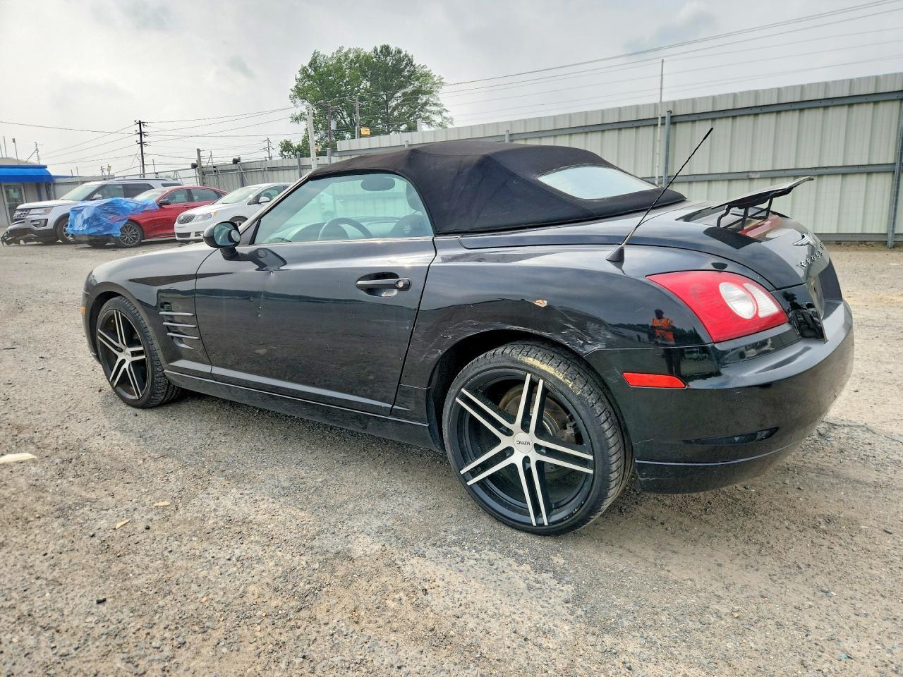 2005 Chrysler Crossfire - Фото 2