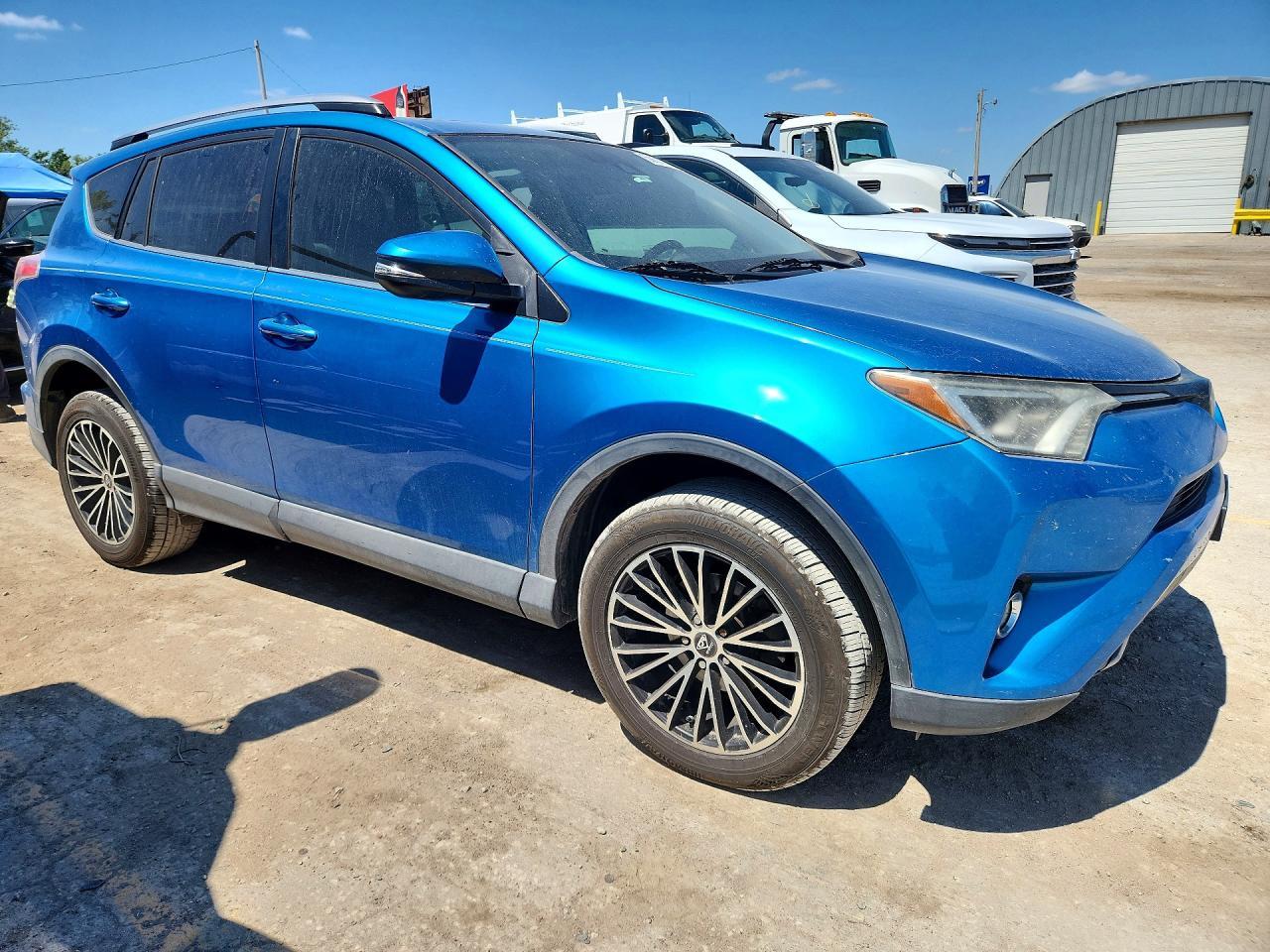 2017 Toyota Rav4 Xle - Фото 4