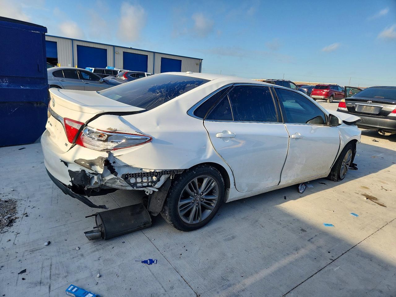2015 Toyota Camry Se - Фото 3