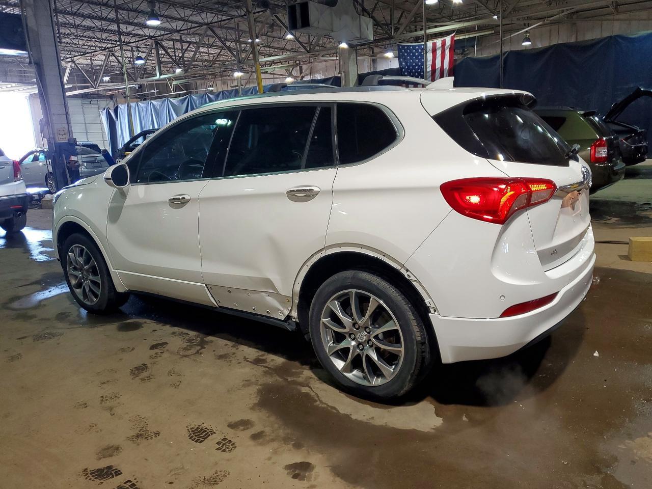 2020 Buick Envision Essence - Image 2