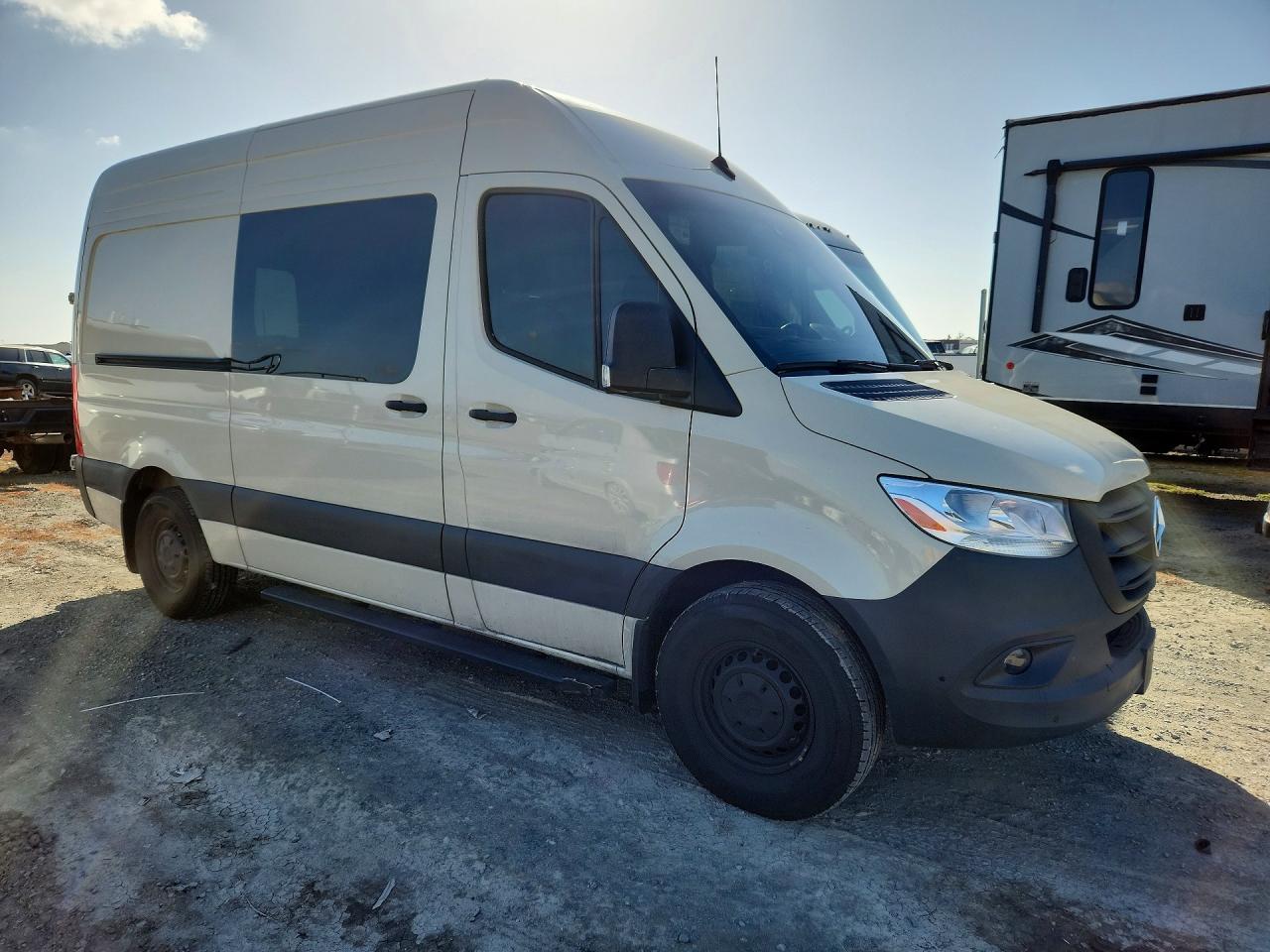 2024 Mercedes-Benz Sprinter 2500 - Image 4
