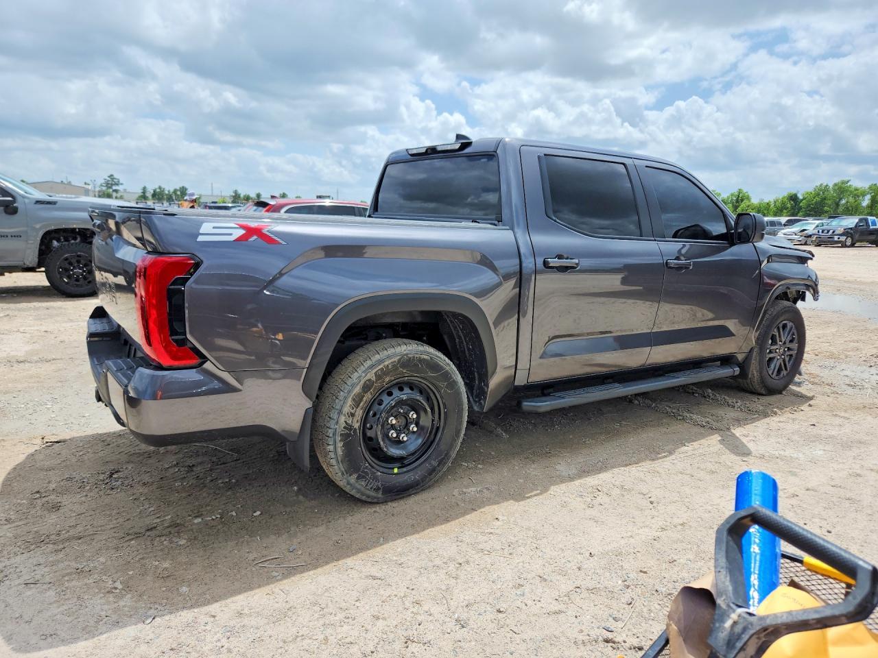 2025 Toyota Tundra Sr5 - Image 3